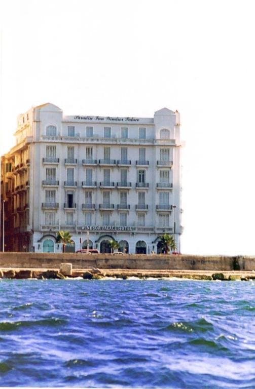 Paradise Inn Windsor Palace Hotel foto 1