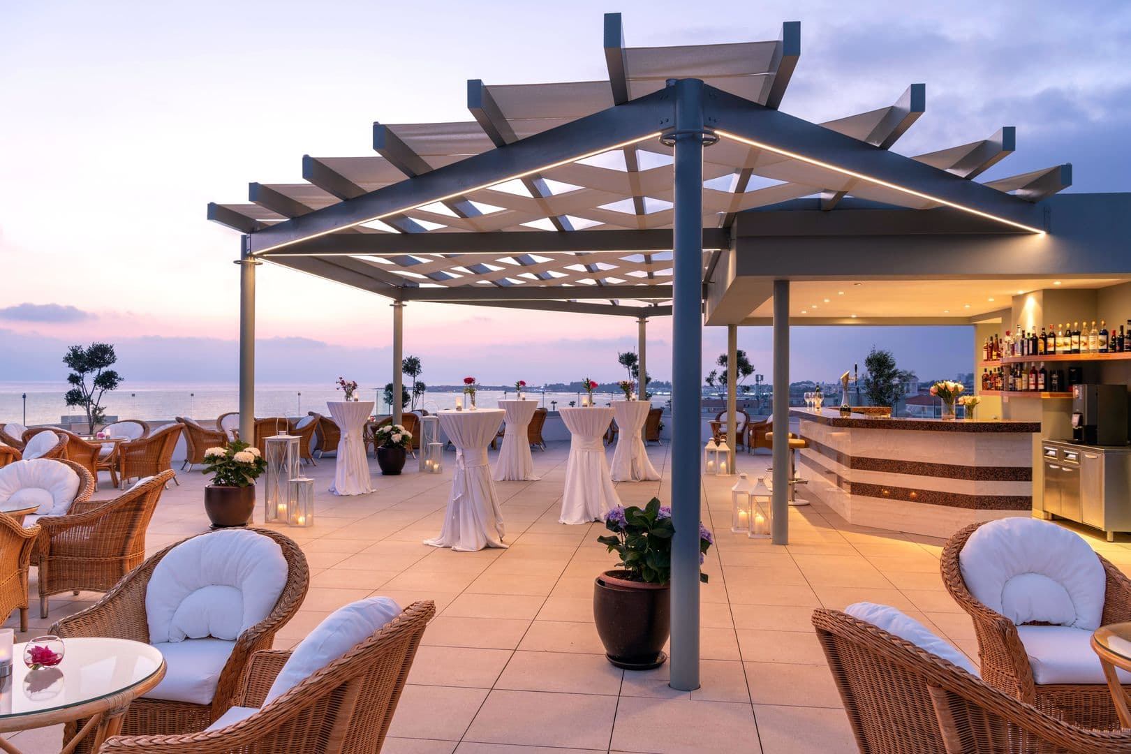 Constantinou Bros Athena Royal Beach Hotel foto 3