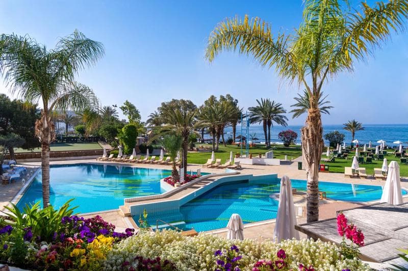 Constantinou Bros Athena Royal Beach Hotel foto 1