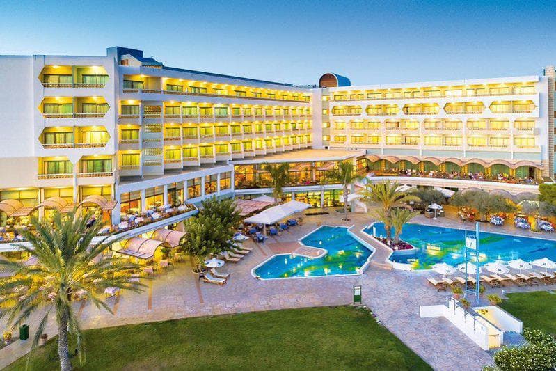 Constantinou Bros Athena Royal Beach Hotel foto 2