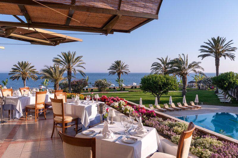 Constantinou Bros Athena Royal Beach Hotel foto 4
