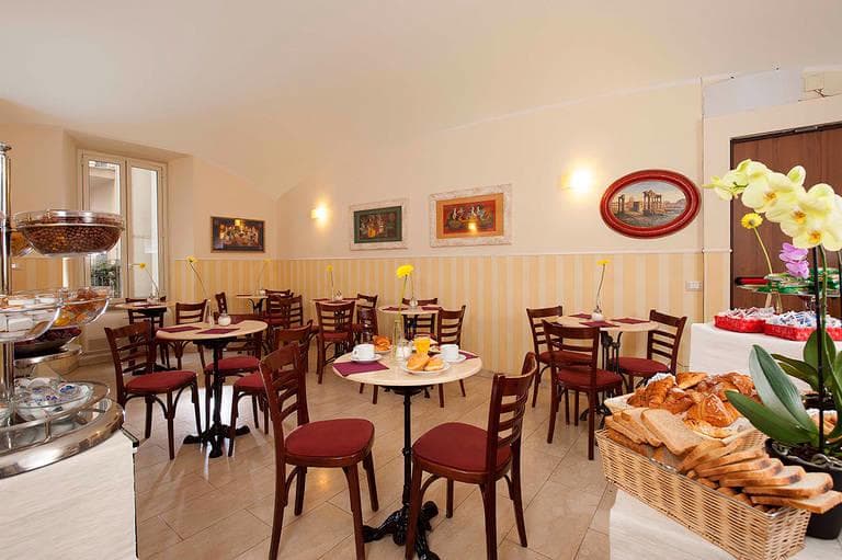 Hotel Des Artistes Rome photo 5