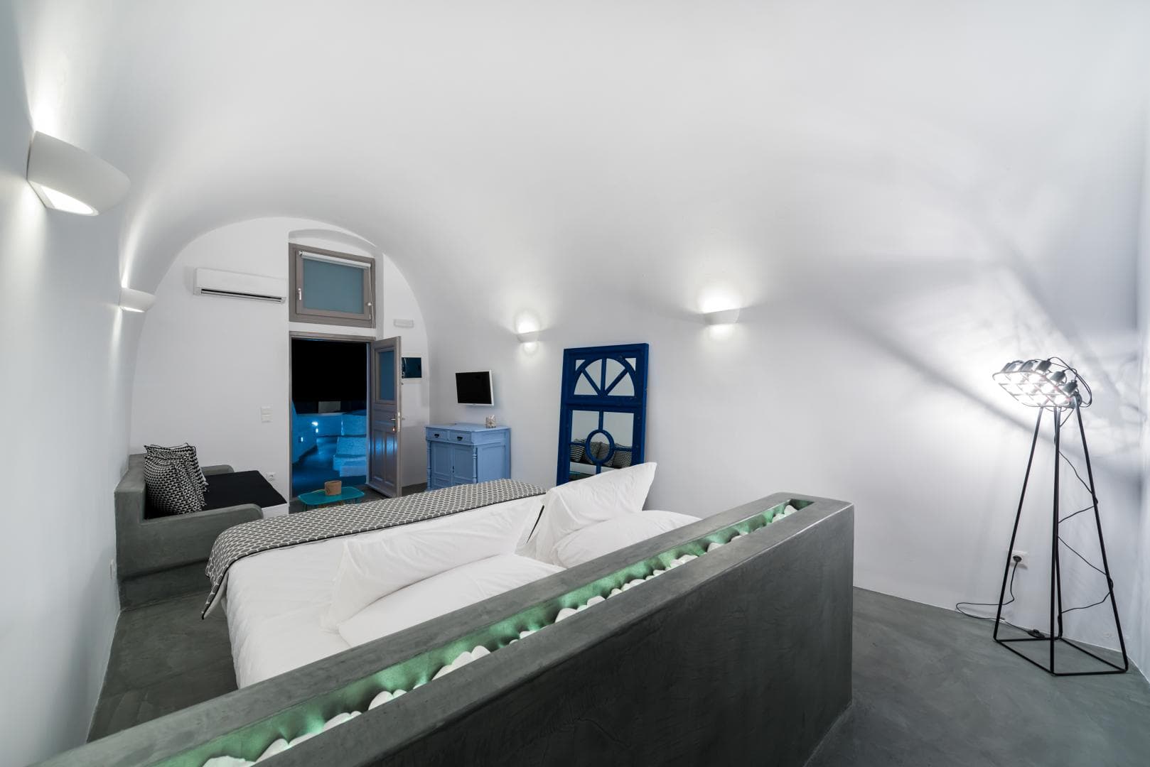 Modernity Suites Fira photo 5