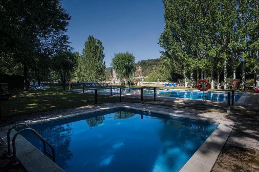 Ligüerre Enoturismo Camping & Bungalows foto 1