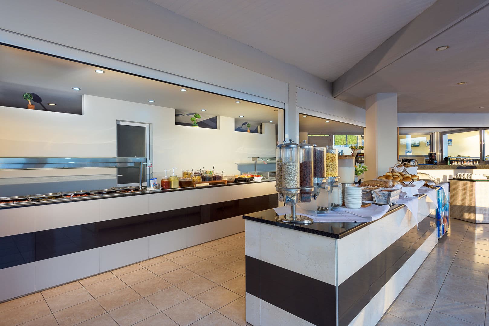 Memphis Beach Hotel foto 3