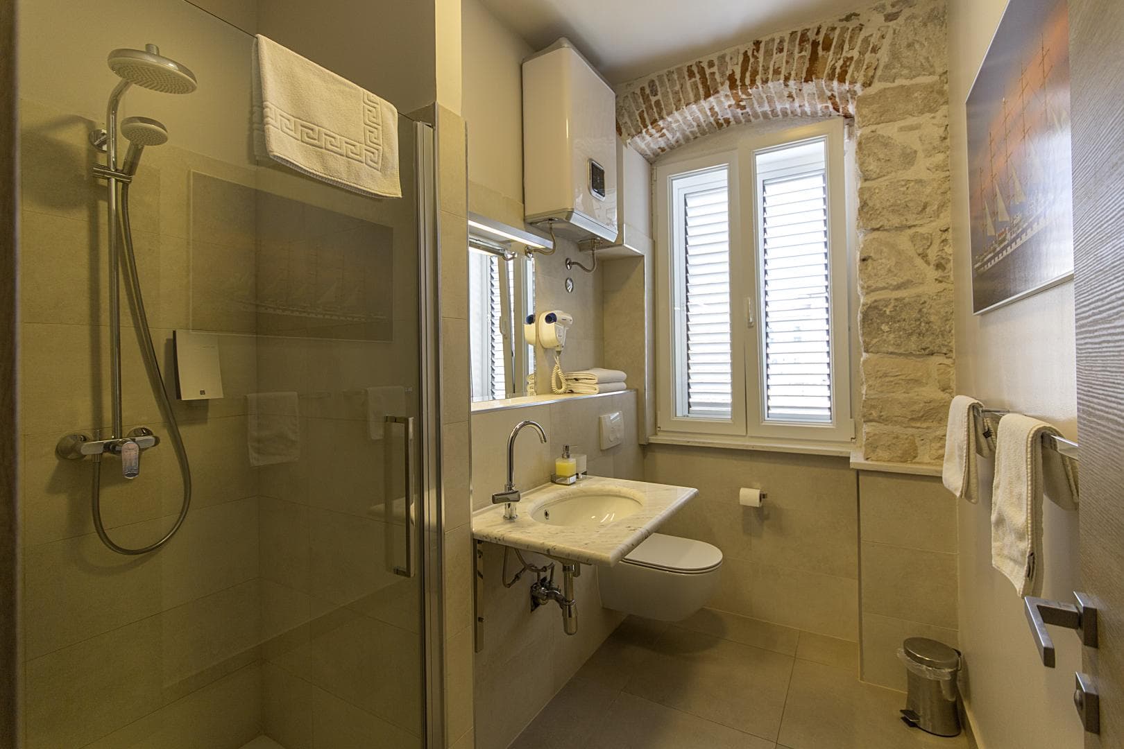 Tifani Luxury Rooms foto 4