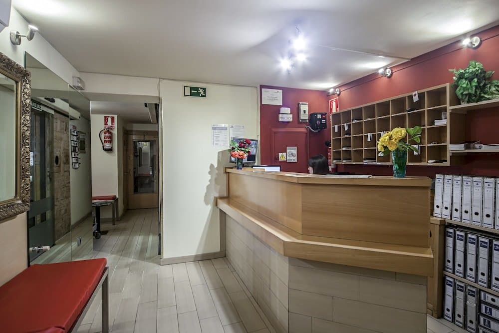 INTER Puerta del Sol Pension foto 1