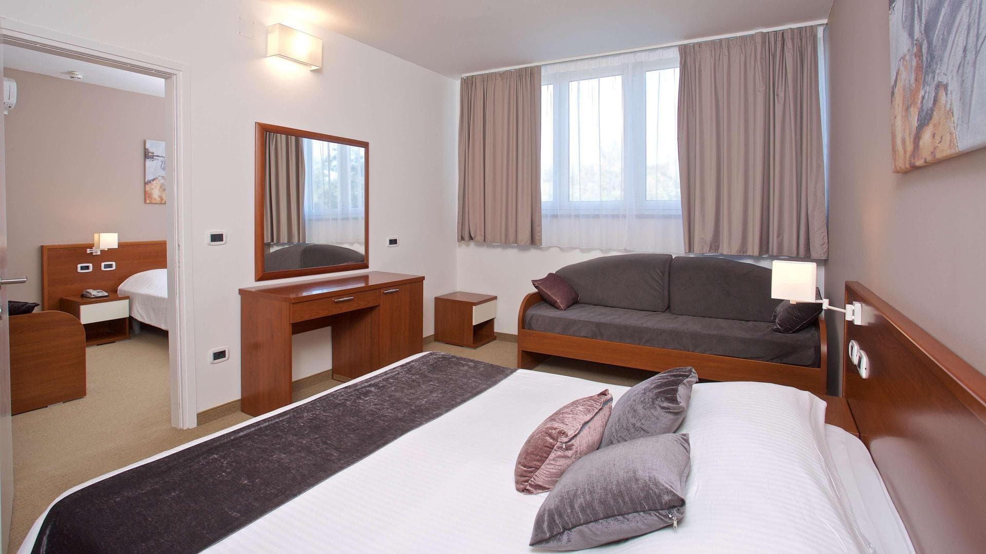 Arena Hotel Holiday foto 2