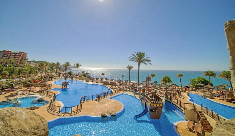 Holiday World RIWO Hotel foto 1