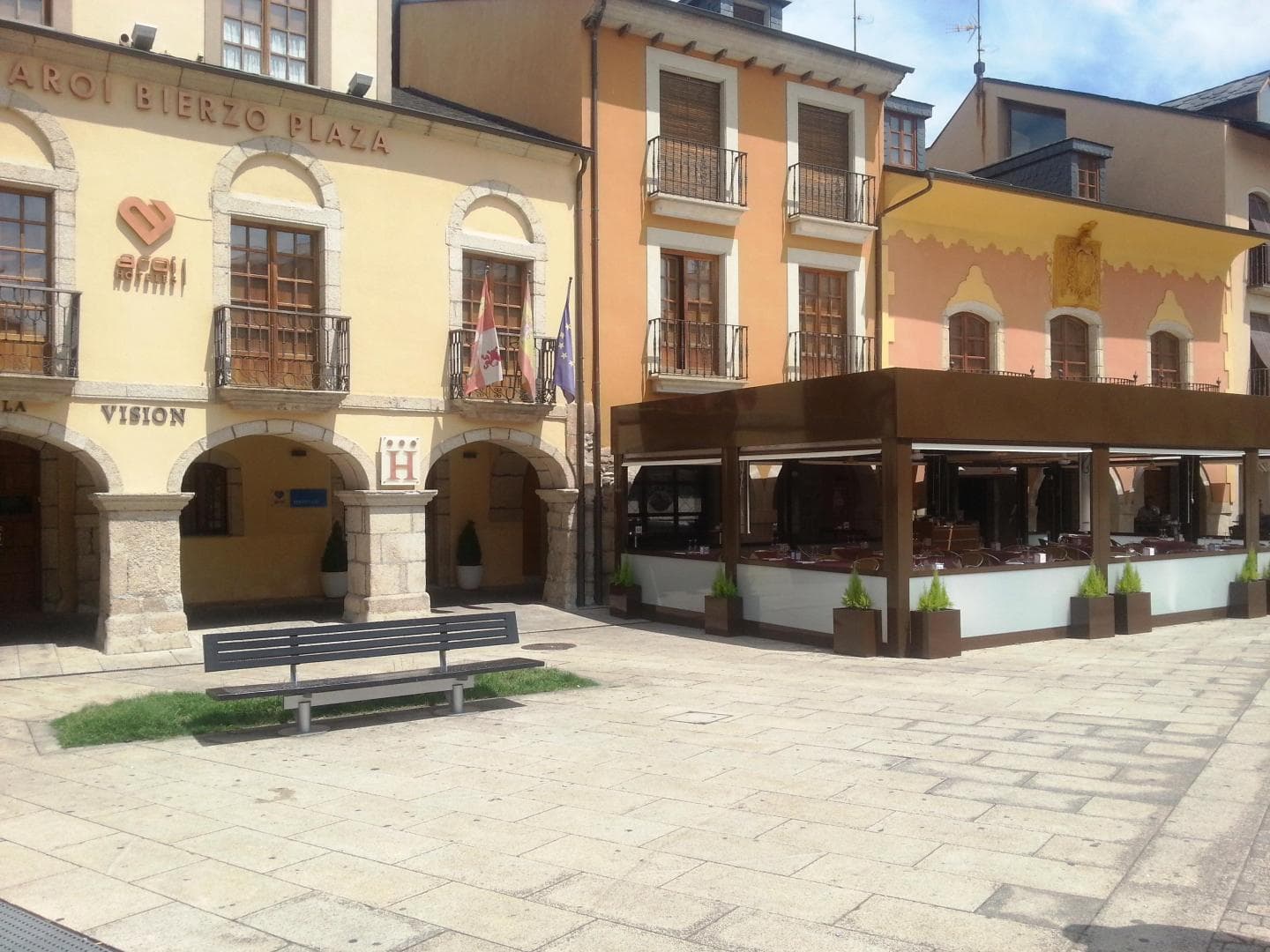 Bierzo Plaza foto 3