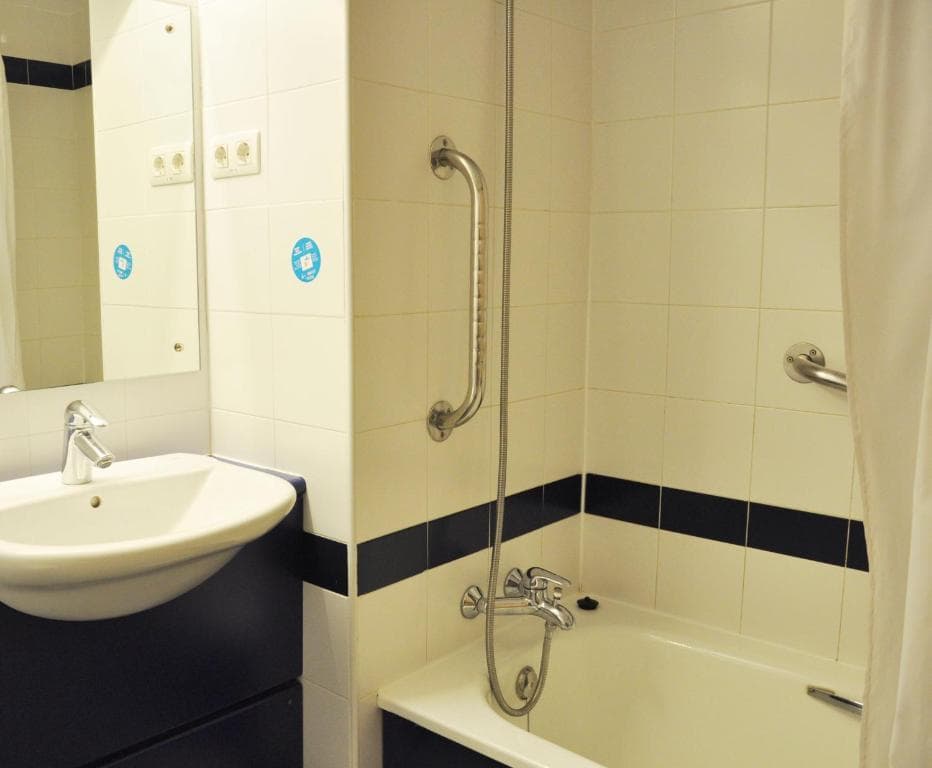 Travelodge Madrid Torrelaguna foto 3