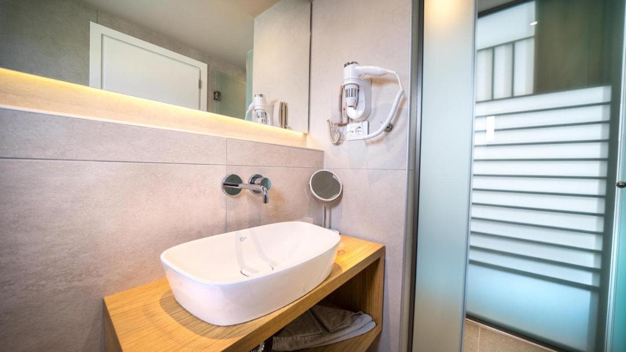 Adele Beach Hotel foto 3