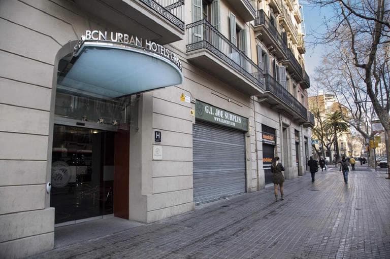 Líbere Barcelona Sant Antoni foto 1