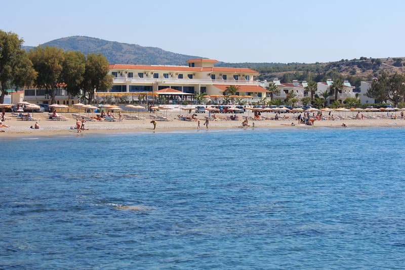 Kamari Plus Hotels foto 1