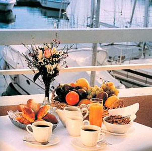 Best Western Plus Hôtel La Marina Saint Raphael photo 5