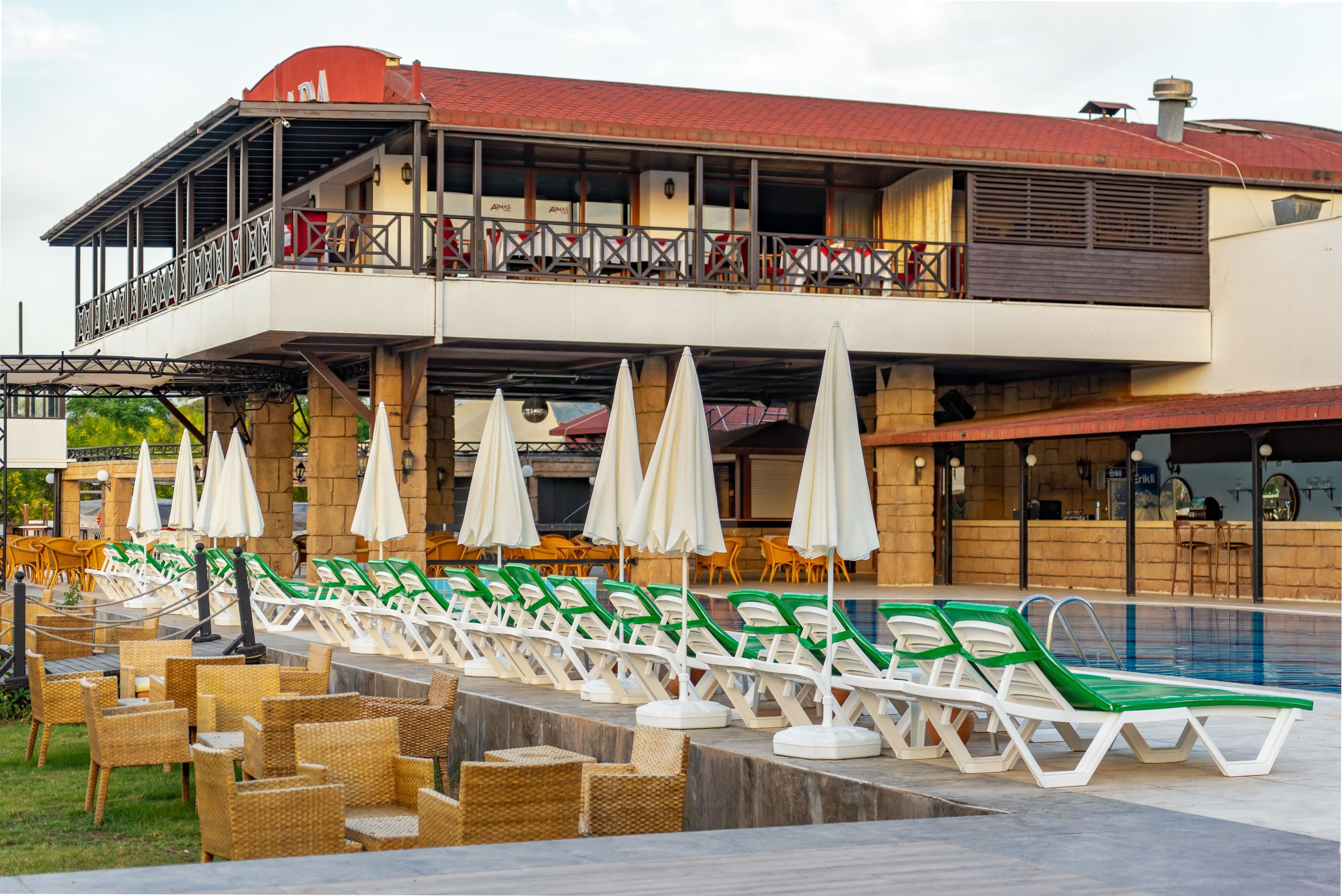 Armas Labada foto 3