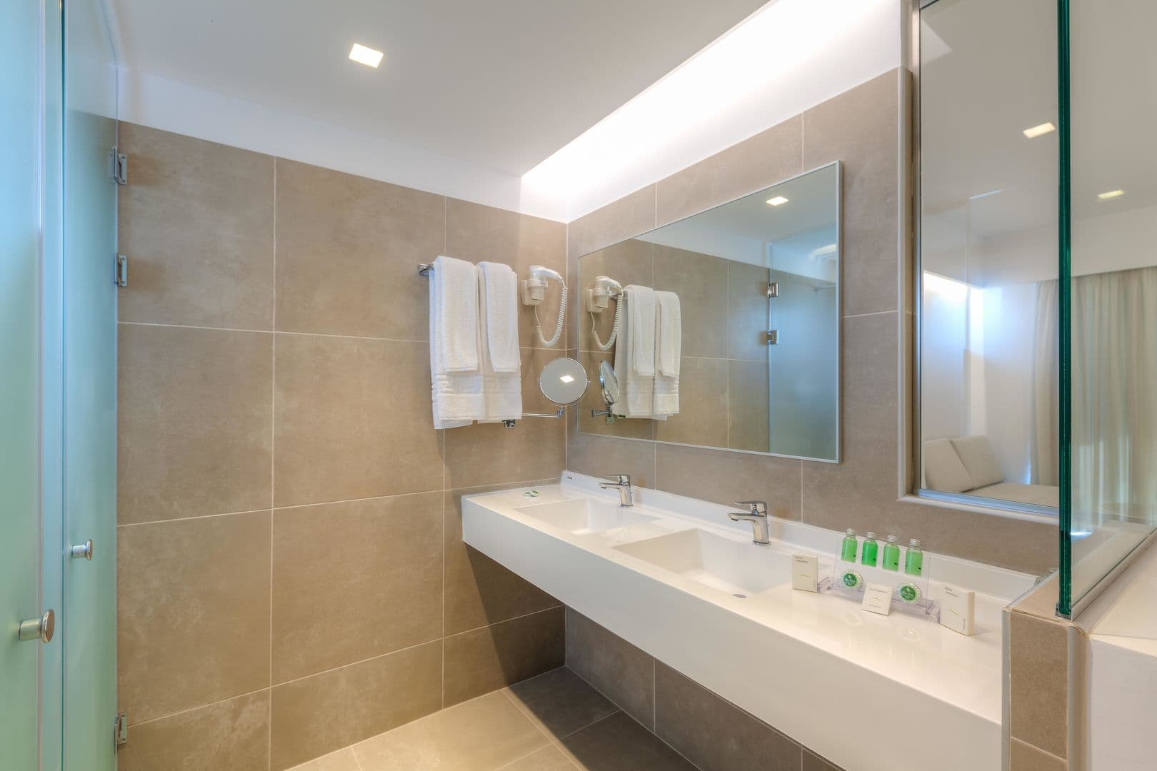 Aeolos Beach Hotel Lambi photo 5