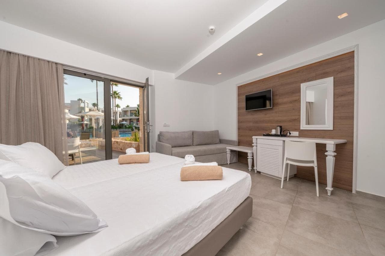 Apollon Hotel Lambi photo 5