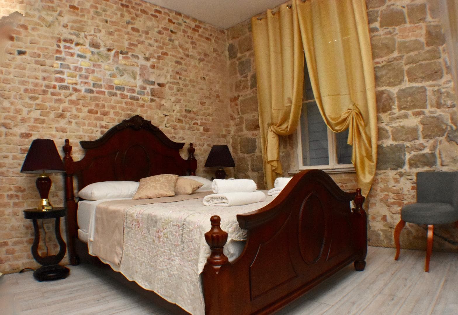 Pietra Rossa Luxury Rooms foto 2