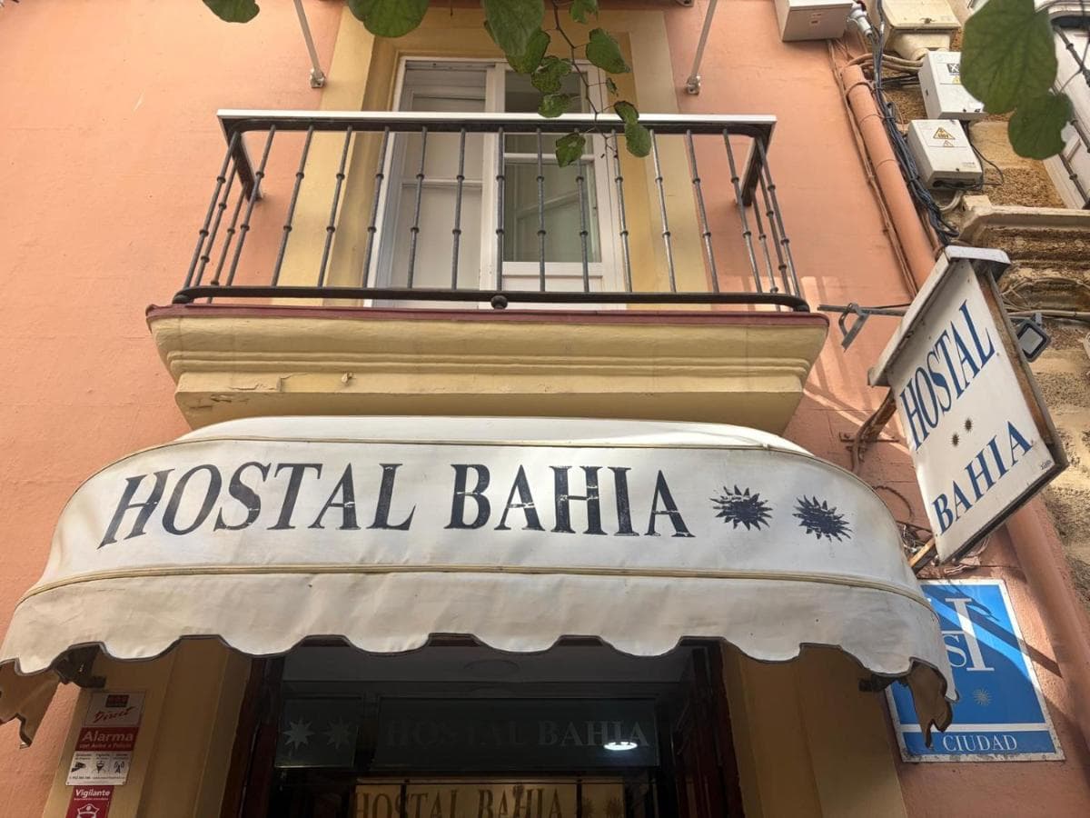 Hostal Bahía Cádiz photo 5