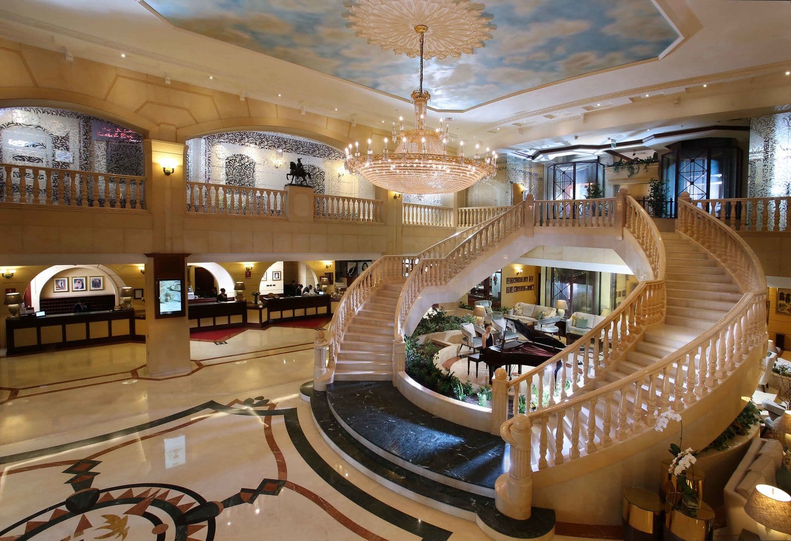Knight Castle Hotel foto 3