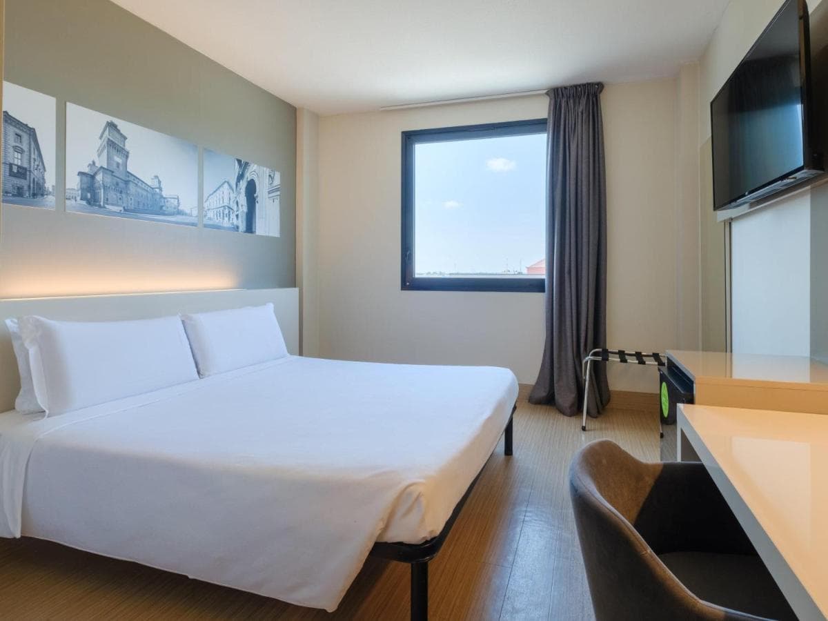 B&B HOTEL Ferrara foto 1