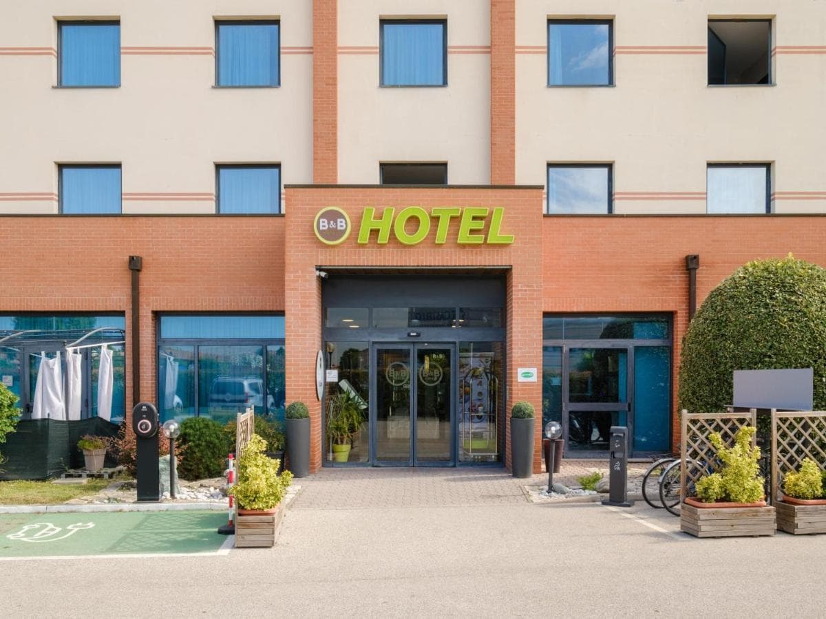 B&B HOTEL Ferrara foto 2