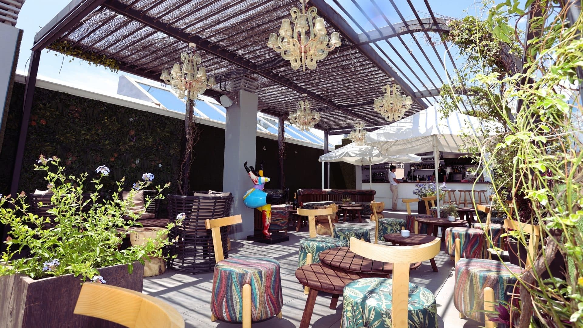 Mariposa Hotel