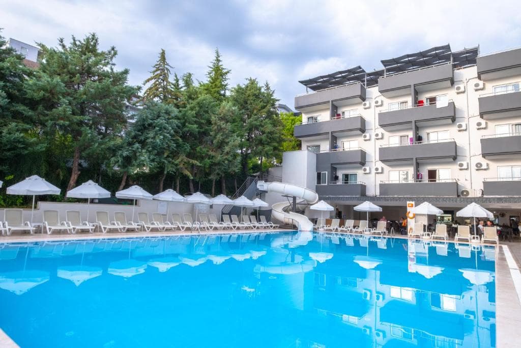 Sun Beach Hill Hotel