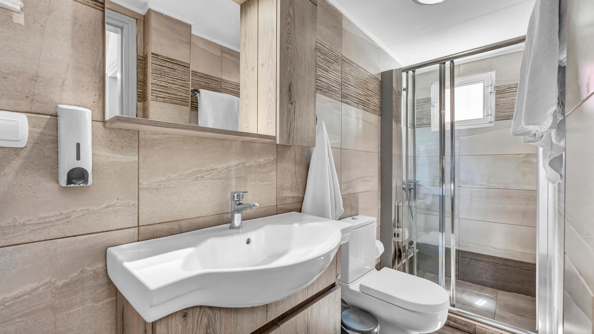 Evina Rooms & Suites foto 4