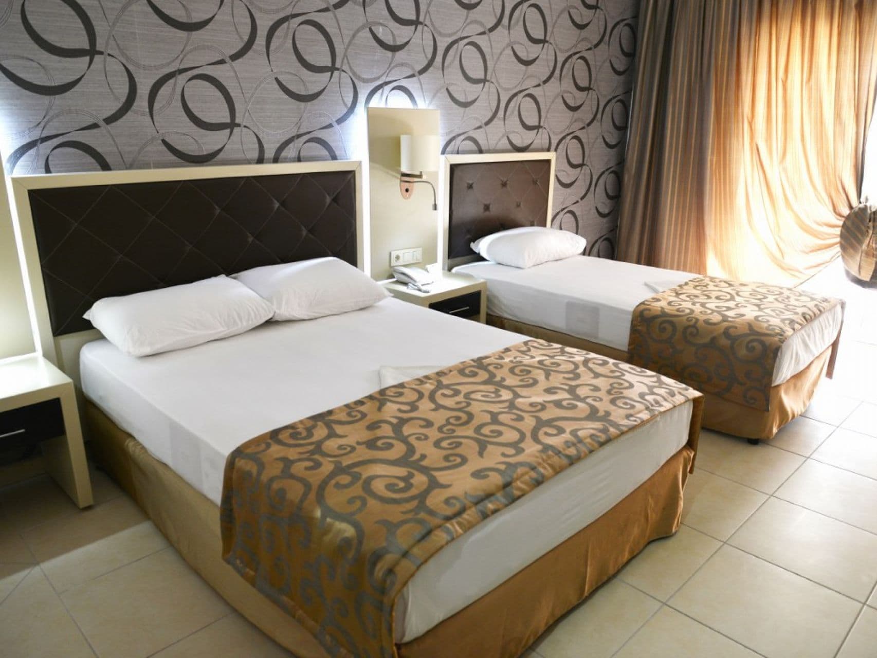 Asrin Beach foto 2
