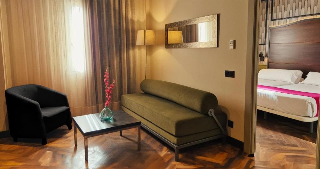 Hotel Vértice Sevilla Aljarafe Bormujos photo 5