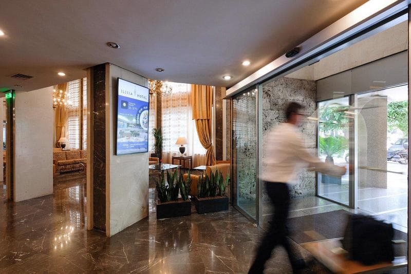 Ilisia Hotel foto 1