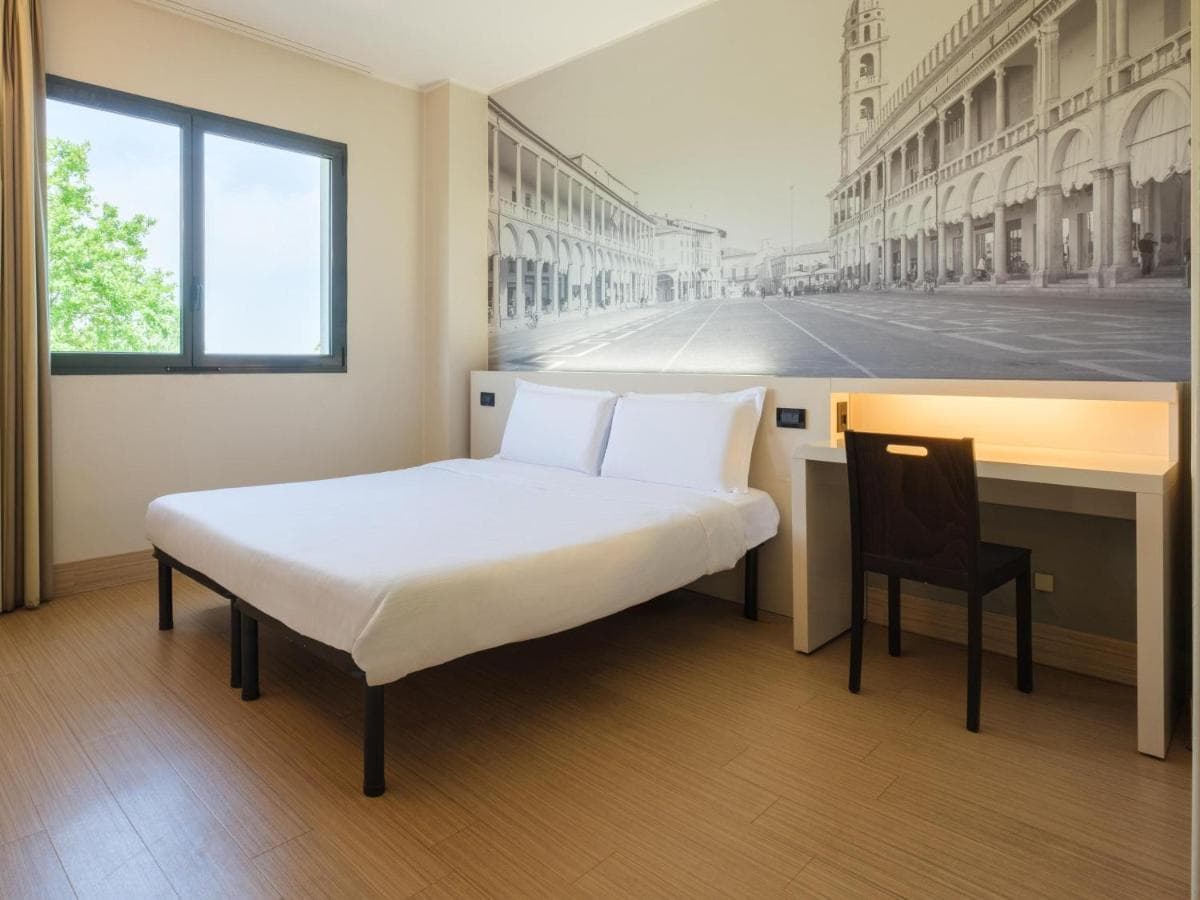 B&B HOTEL Faenza foto 1