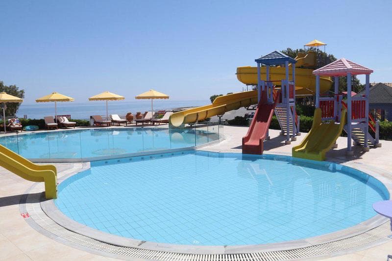 OYA Beach Resort Anissaras photo 5