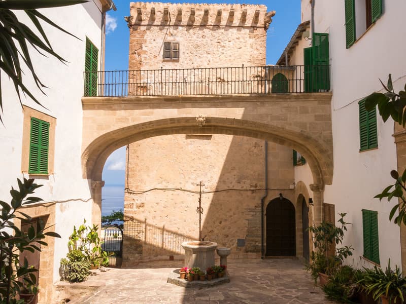 Baronia foto 1