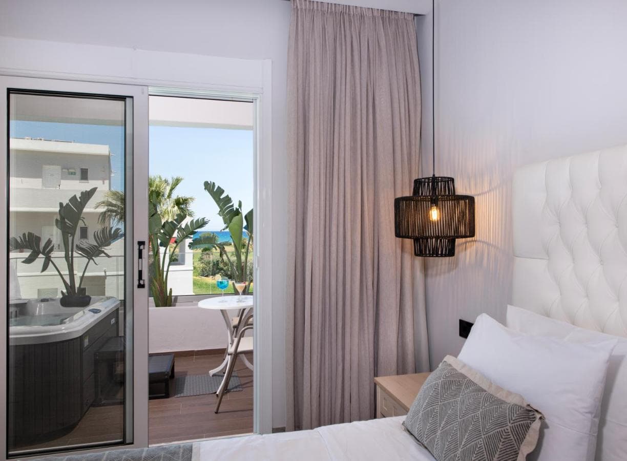 Delfina Tropic Beach foto 2