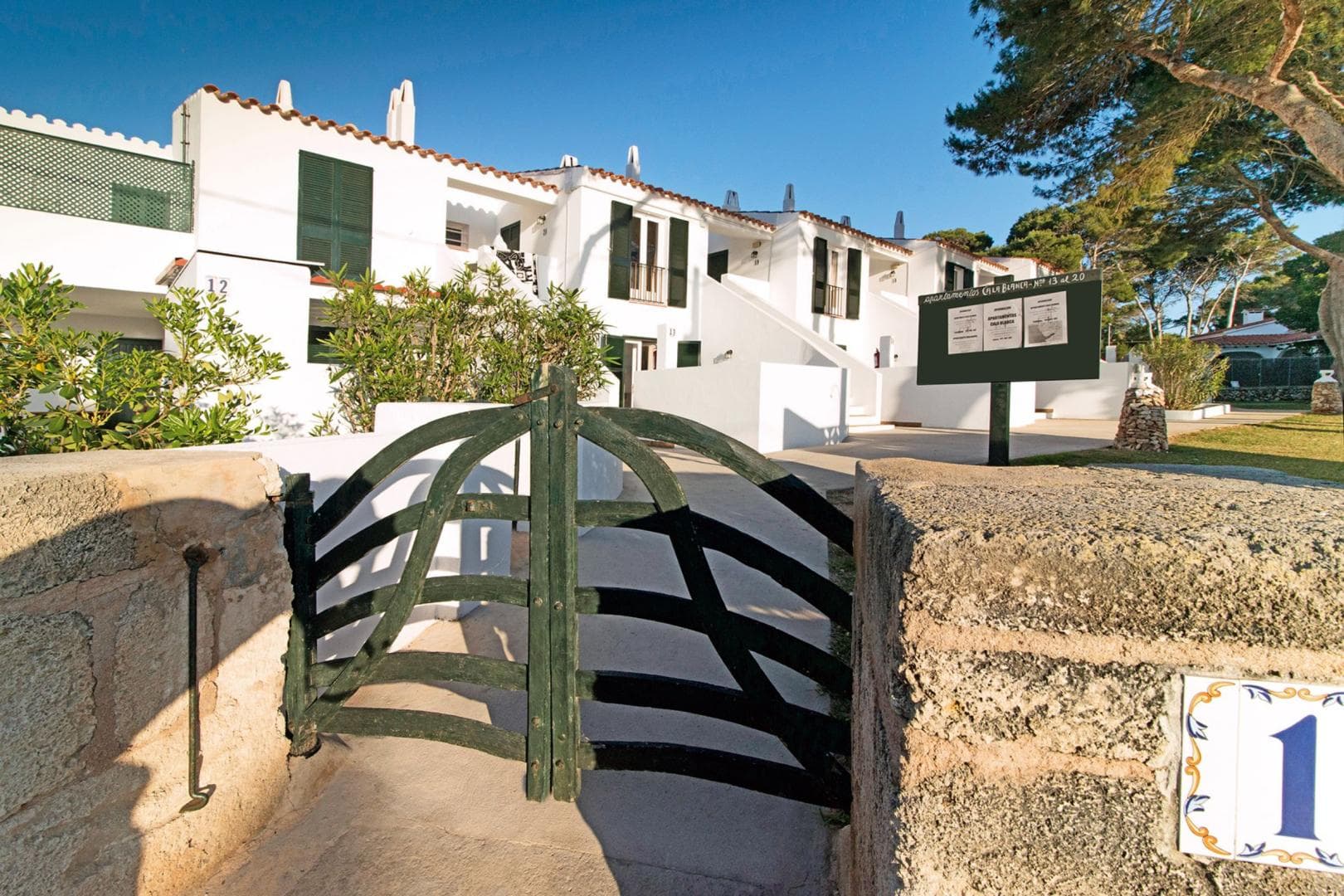 Apartamentos Cala Blanca Cala Blanca photo 5