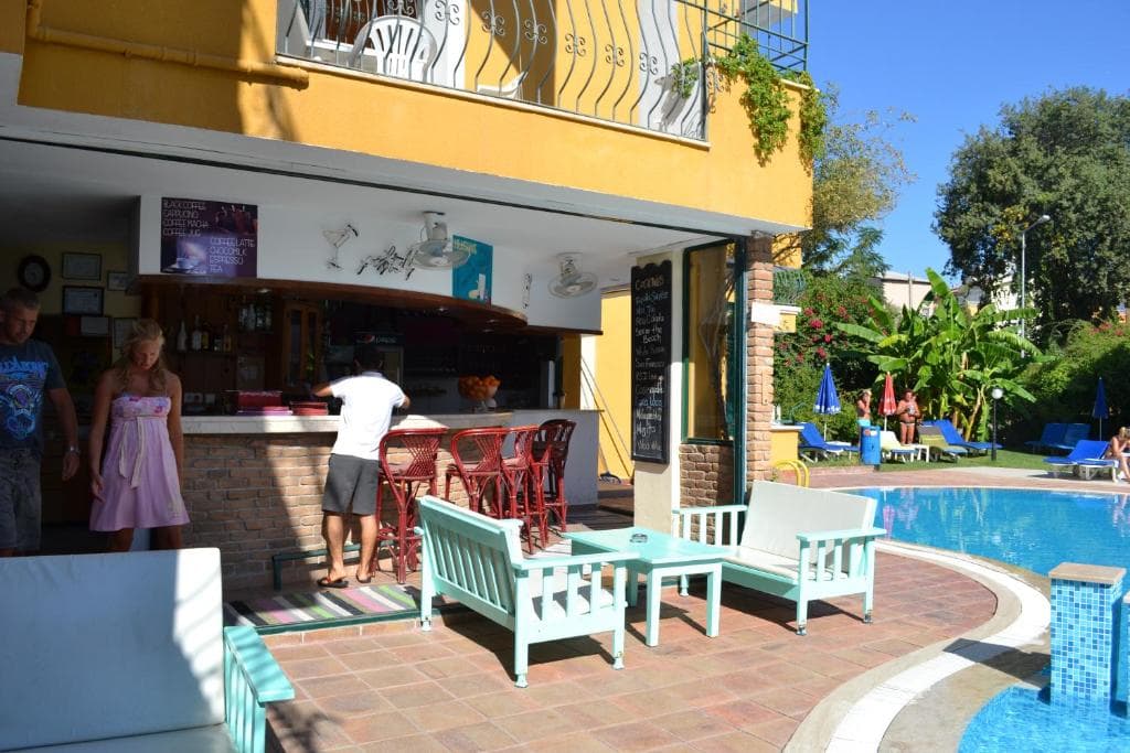Begonville Apart Hotel Side photo 5