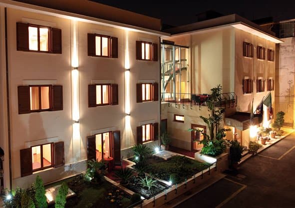 Hotel Dina foto 2