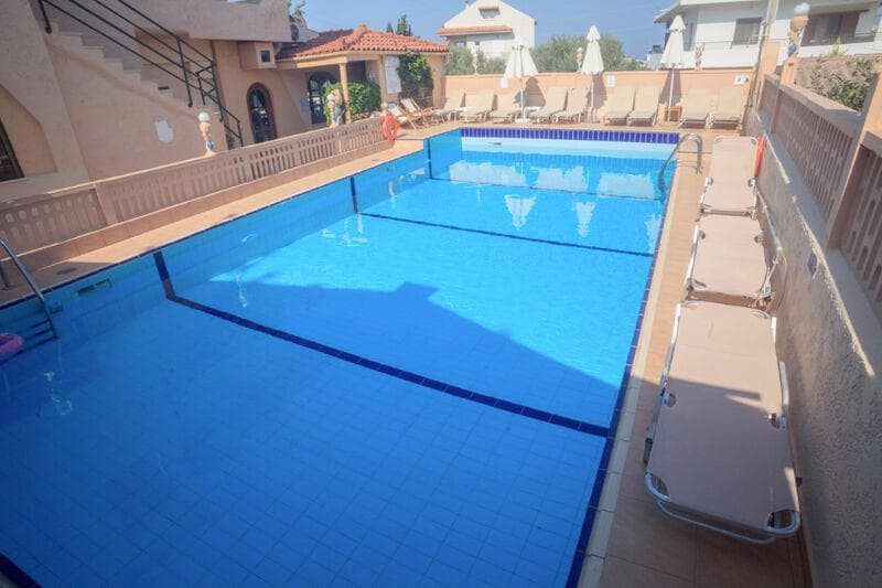 Erato Hotel foto 2