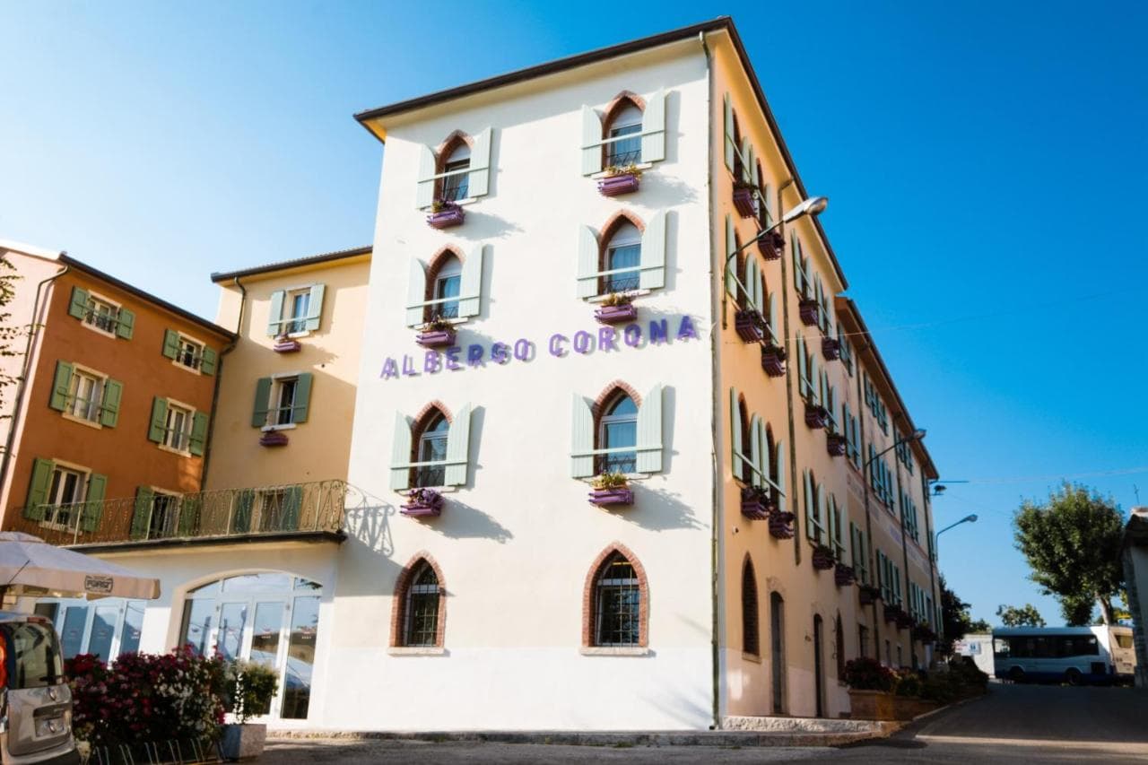 Hotel Corona foto 1