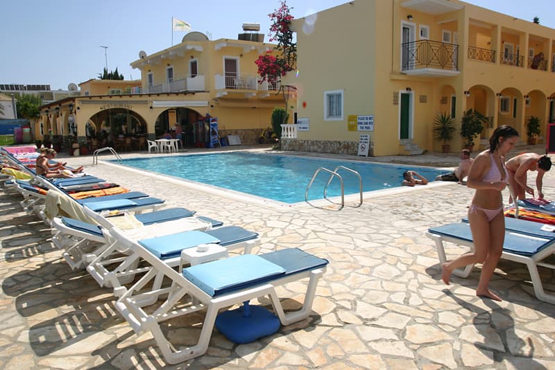 Lemon Grove Beach Hotel foto 2