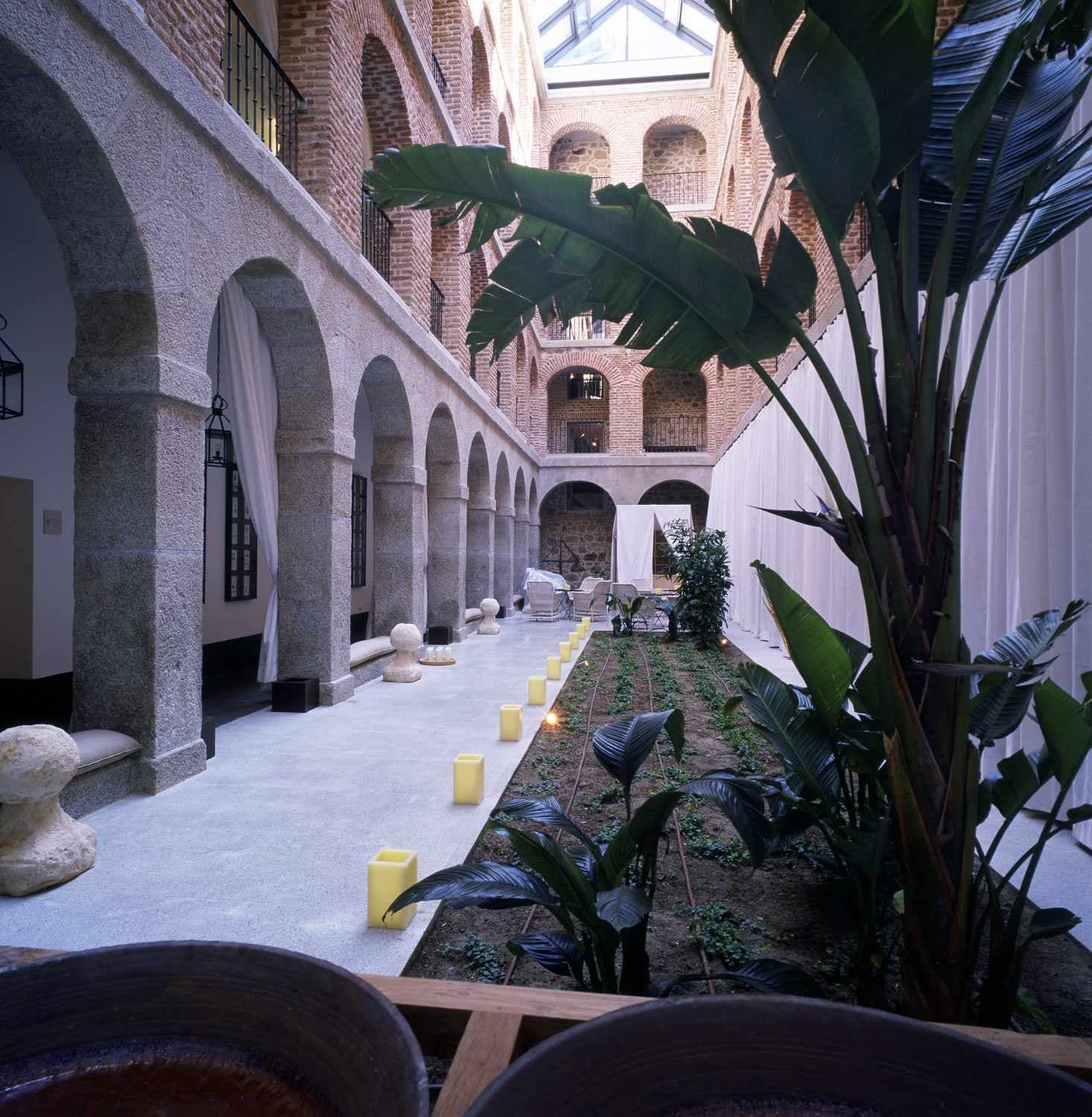 Parador de la Granja foto 1