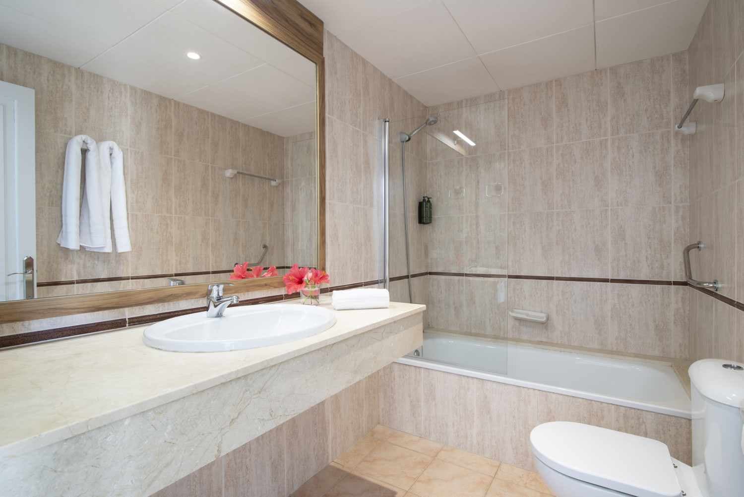 Pierre Vacances Apartamentos Menorca Cala Blanes foto 4
