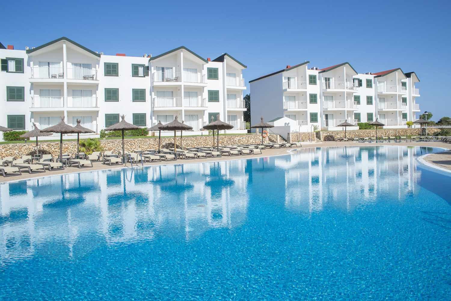Pierre Vacances Apartamentos Menorca Cala Blanes foto 1