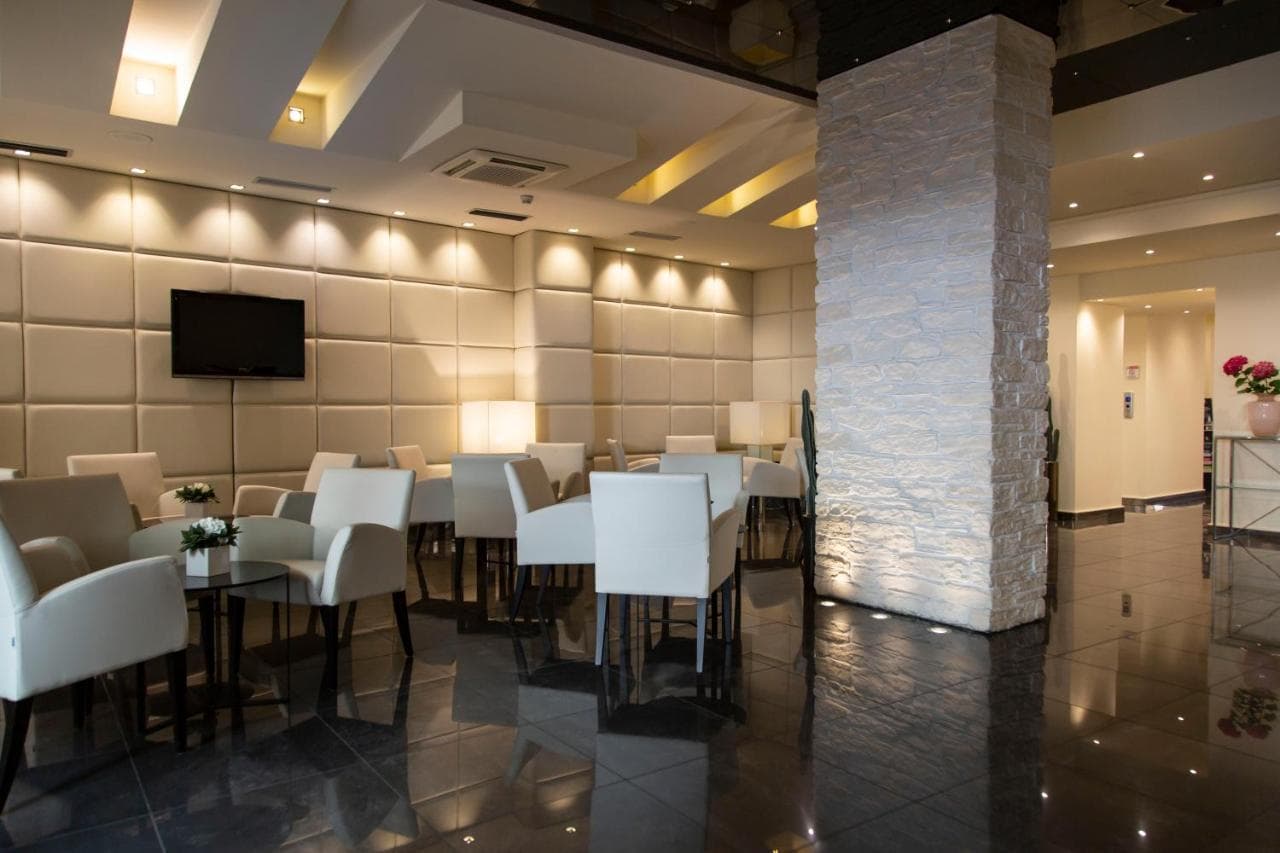 Hotel Antico Borgo Riva del Garda photo 5