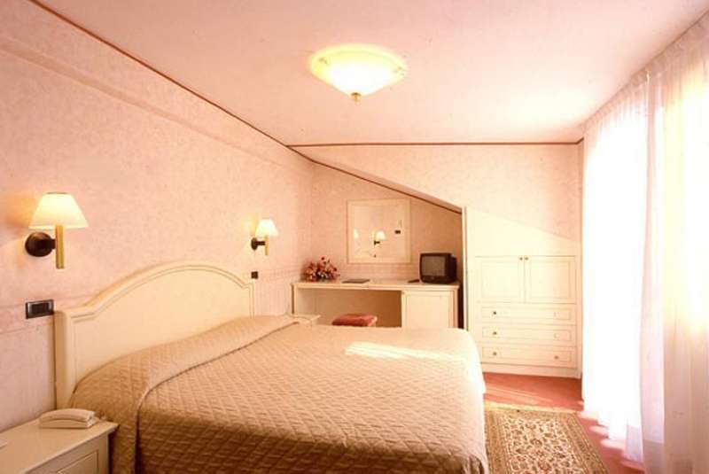 Hotel Carlton Capri Venetië photo 5