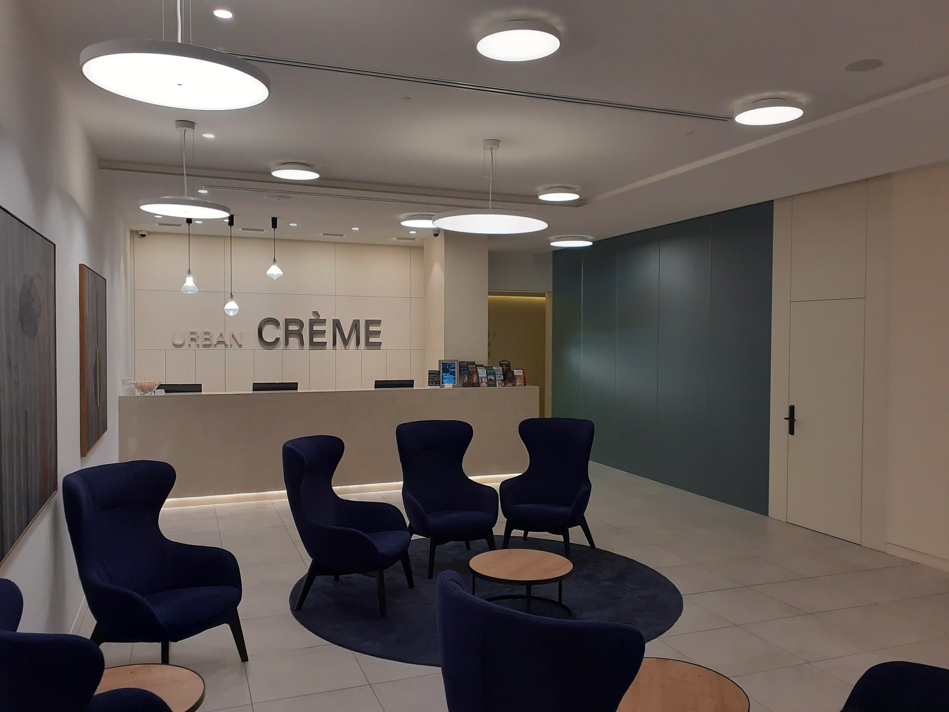 Urban Creme foto 1