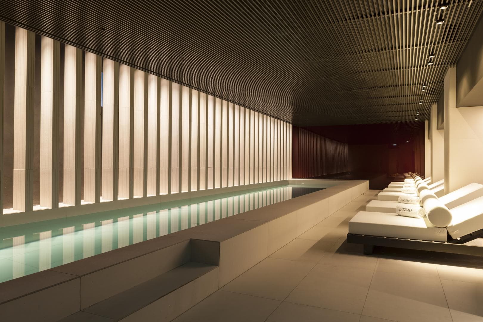 Kozmo Hotel Suites & Spa foto 1